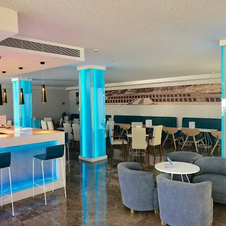 Hotel Luxor